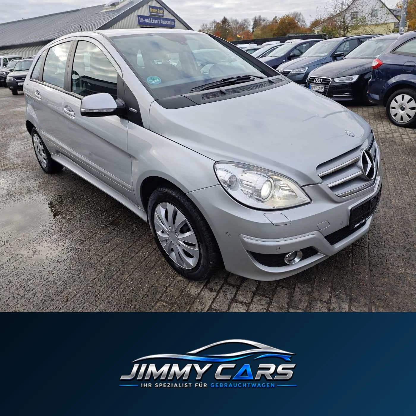 Mercedes-Benz B 180
